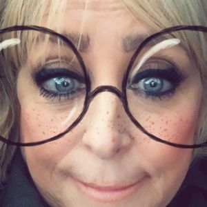 Meet your Posher, Lynne